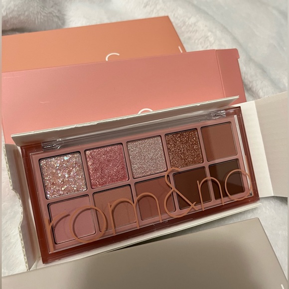 rom&nd🌟BETTER THAN PALETTE - The Secert Garden #03 - Picture 3 of 3